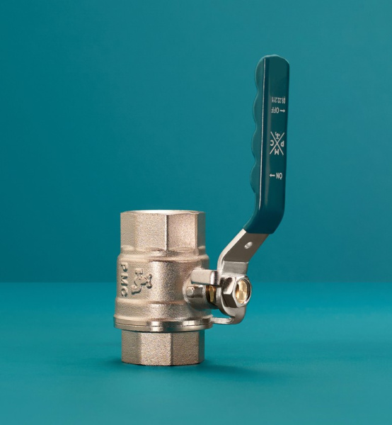 Кран шаровый латунь 15мм м/п ручка Люкс РМС